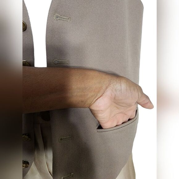 Yves Saint Laurent Vest - Picture 14 of 16